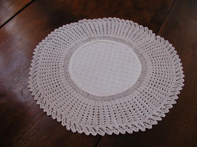 Charming round damask doily with knitted lace