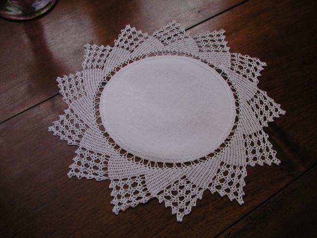 Gorgeous doily with damask linen (clover leaves) and stunning crochet lace