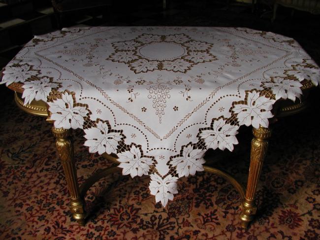 Stunning Madeira tablecloth with gorgeous Richelieu works depicting vine leaves