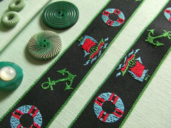 Ancien ruban en coton tissé sur le thème de la Marine (bateau, ancre) noir&vert