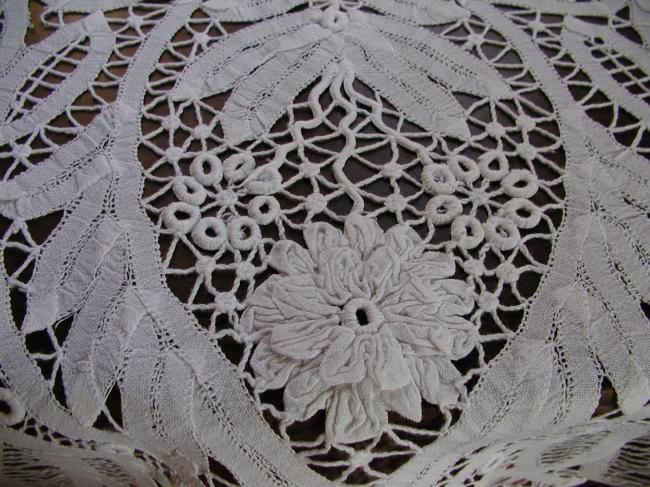 Exceptional tablecloth with battenburg tape lace and white & drawn thread works