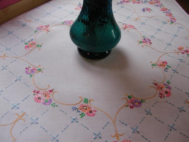 Really pretty tablecloth with lots of embroidered flowers