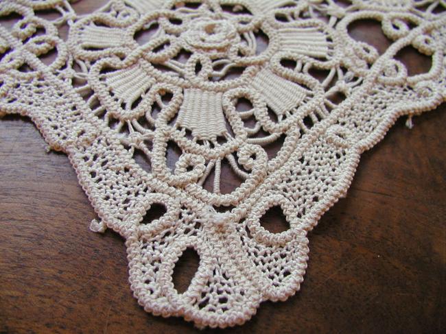 Sweet hand made Art crochet lace doily in cream color 1900