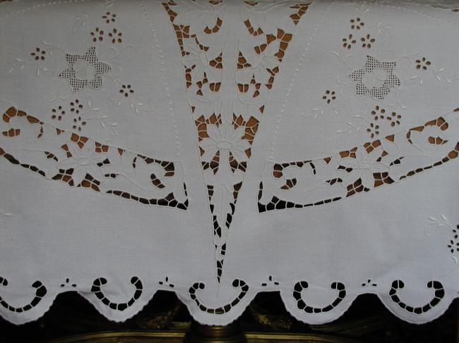 Wonderful and rich Richelieu embroidered tablecloth 1910