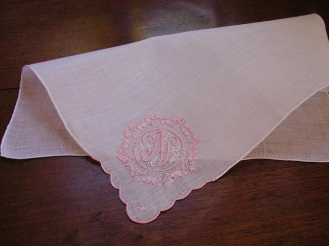 Gorgeous handkerchief with a large hand made embroidered monogramm N