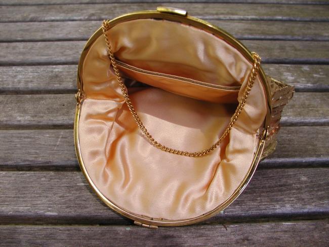 So sweet vintage evening bag with gold  feather shape sequins