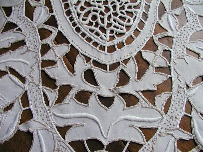 Wonderful pair of curtains in tape lace with Richelieu bridges 1900