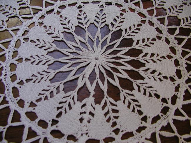 Lovely bobbin lace large round doily