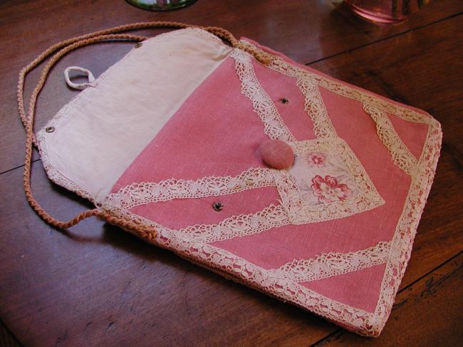 So gorgeous needlework bag with patchworks and Cluny lace