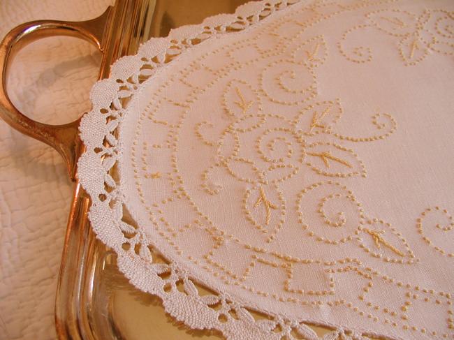 Lovely table centre with hand-embroidered stylish flowers and bobbin lace