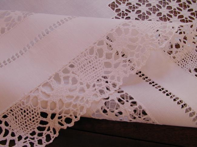 Wonderful drawn thread tablecloth and Cluny lace 1900