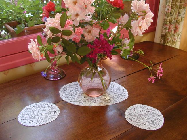 Lovely set of 3 doilies in Alencon lace with handmade edging