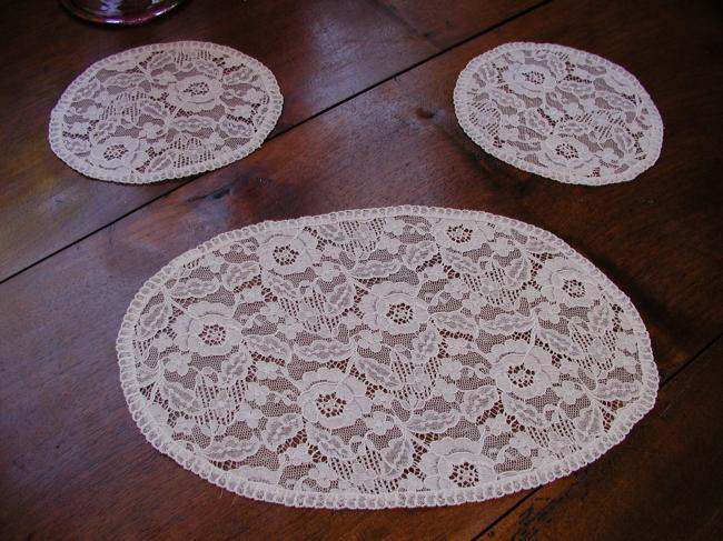 Lovely set of 3 doilies in Alencon lace with handmade edging