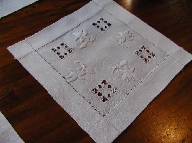 Lovely 2 pairs of squared doilies with white and drawn thread works 1920