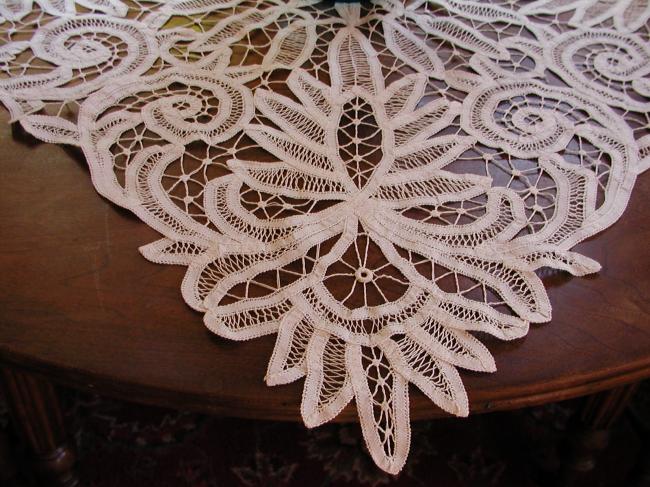 Lovely small tablecloth made in Battenburg tape lace