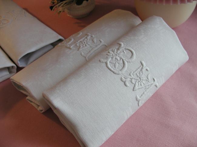 5 superbes serviettes en damassé avec riche monogramme BM