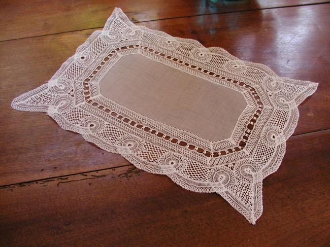 Gorgeous oblong organdi doily with Milan lace