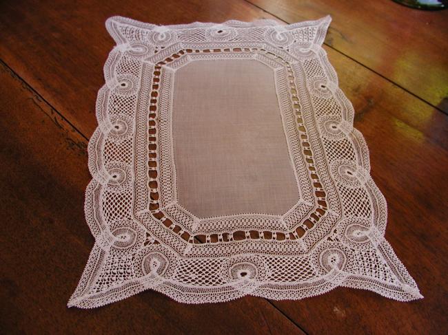 Gorgeous oblong organdi doily with Milan lace