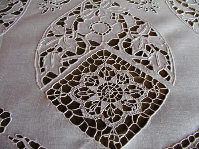 Stunning tablecloth with Richelieu works, Reticella, Venizia and fine filet lace