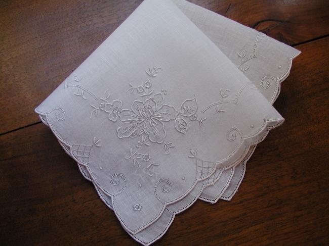 So romantique linon handkerchief with embroidered ancient roses