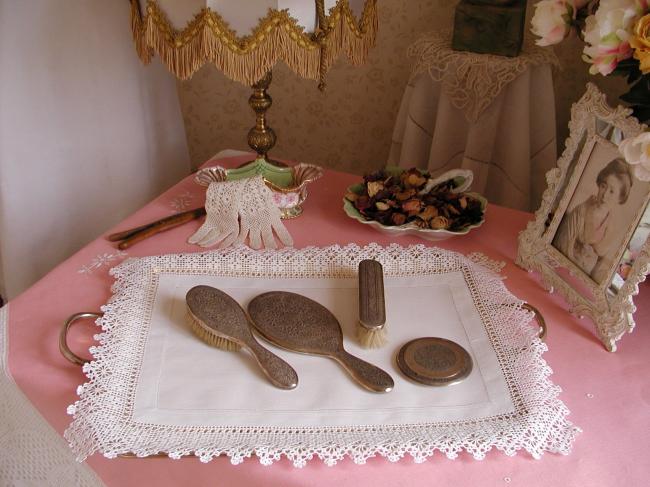 Lovely linen table centre with hand-made crochet lace