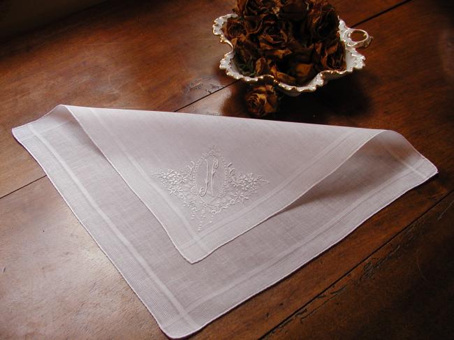 Georgeous linon of linen handkerchief with large monogramm N and small flowers