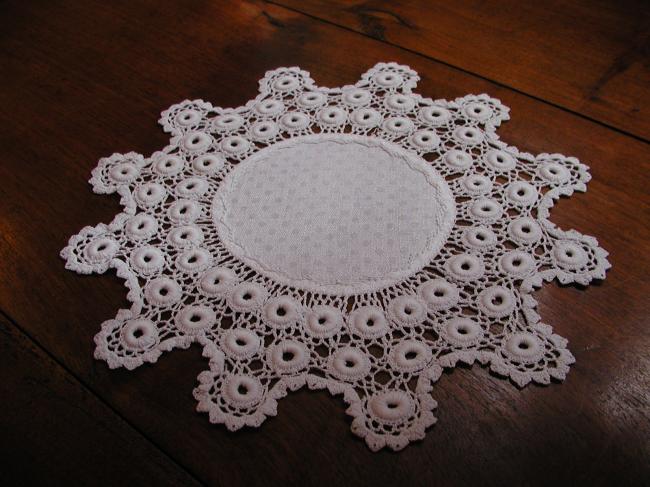 Gorgeous damask linen doily with guipure lace 1910