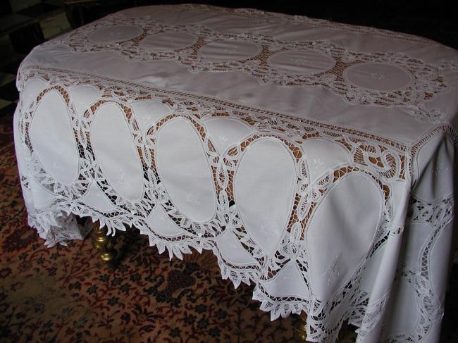 Lovely Battenburg tape lace tablecloth with its 12 serviettes