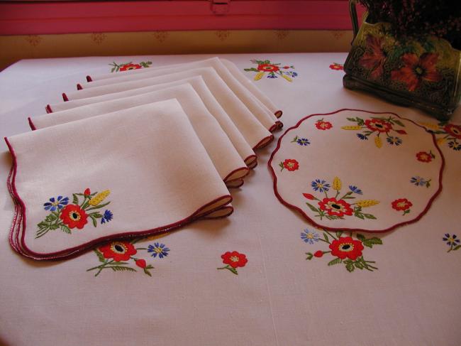 Magnificient embroidered table set of 8 piece with poppies,  wheat ears,