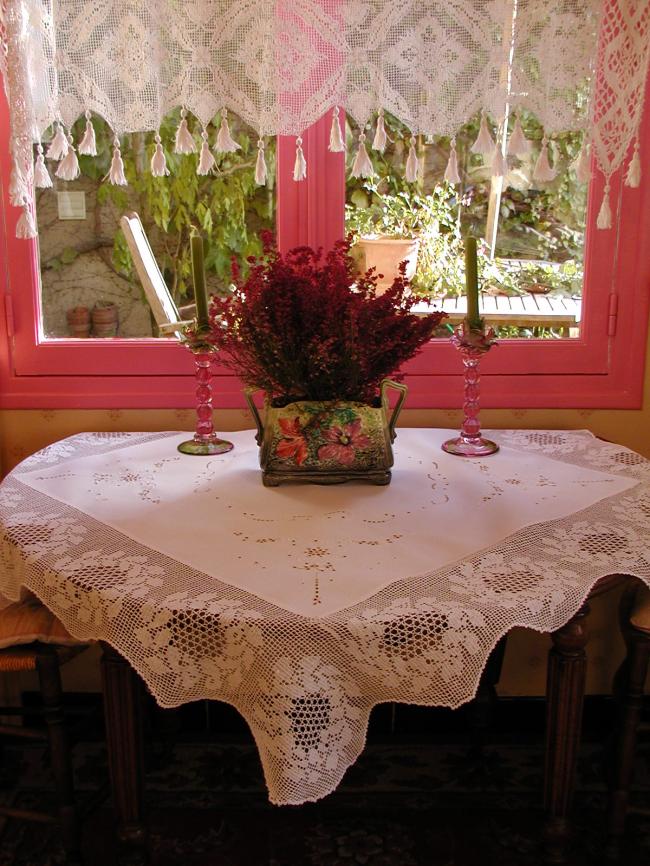 Fabuluous tablecloth with white and cream embroidery & deep crochet lace 1940