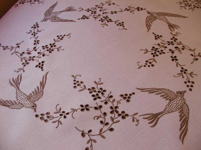 Exceptionel tablecloth in Madeira embroidery with urns,birds, blooming appletree