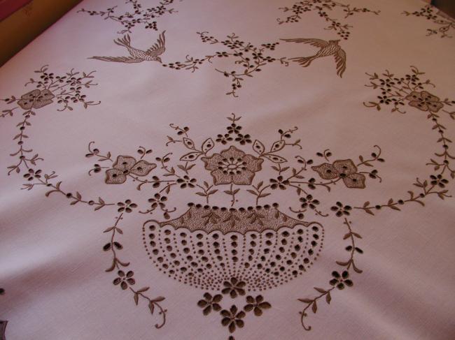 Exceptionel tablecloth in Madeira embroidery with urns,birds, blooming appletree