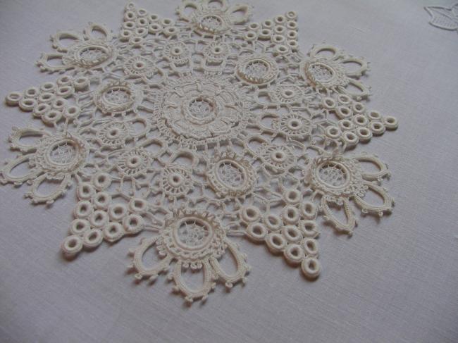 Gorgeous star doily in irish fine guipure lace with point de Milan