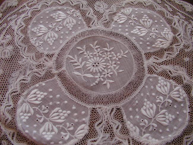 Gorgeous fond de bonnet doily with Valenciennes lace 1900