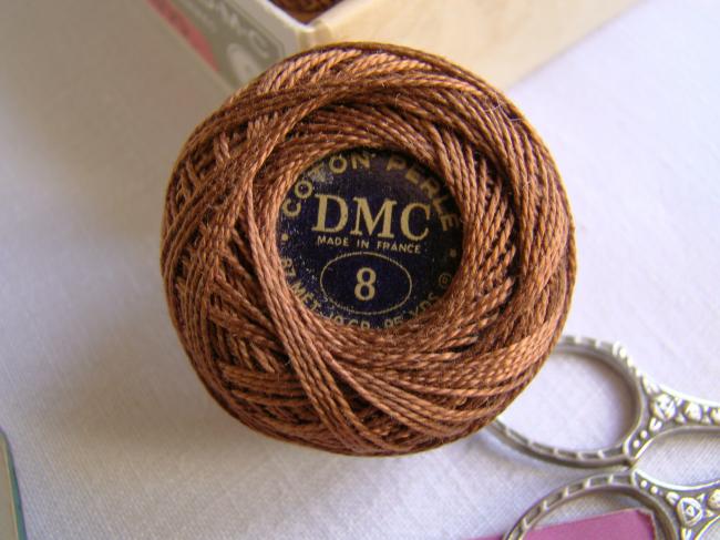 Ancienne Bobine de Coton perlé DMC, N°8, nuance 433 (Chocolat), 10g