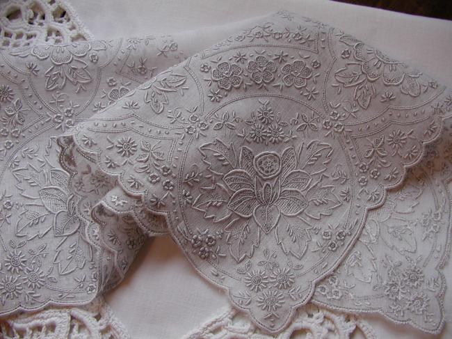 Exceptional handmade Appenzel embroidered handkerchief, piece of collection