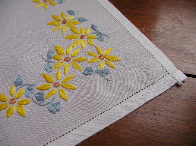 Charming tray cloth with  hand-embroidered automn daisies in yellow color