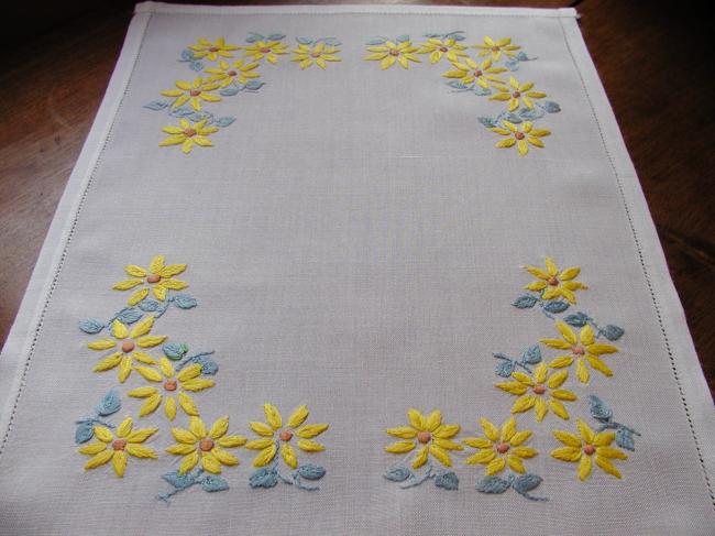 Charming tray cloth with  hand-embroidered automn daisies in yellow color