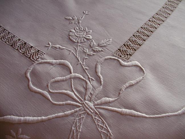 Exceptional tablecloth with gorgeous raised embroidered basket of roses 1900