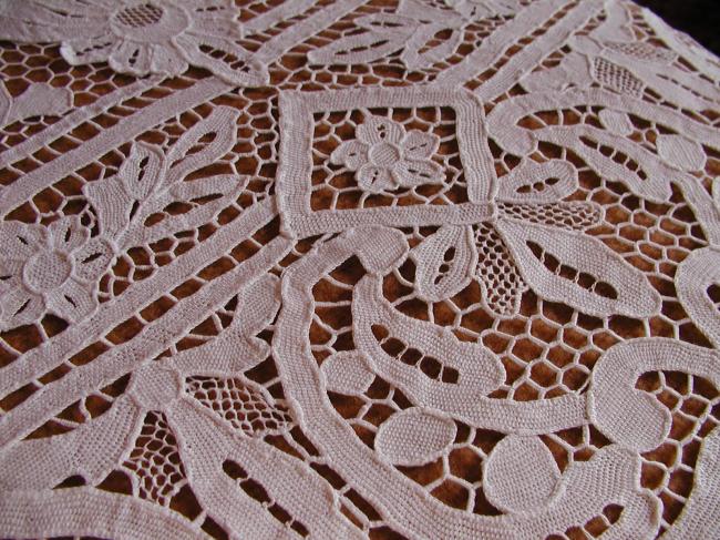 Absolutely breathtaking vintage Venise needlelace banquet tablecloth 1920