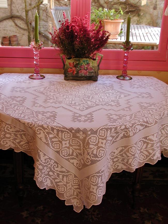 Striking antique handmade pulled thread work(like filet lace) tablecloth 1920