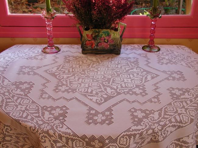 Striking antique handmade pulled thread work(like filet lace) tablecloth 1920