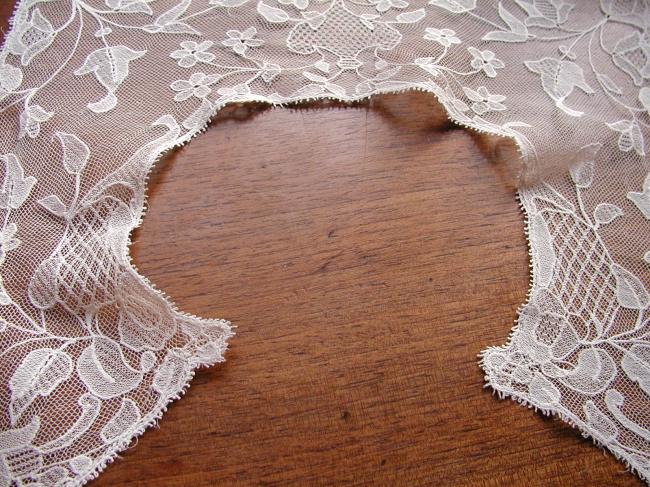 Stunning hand made embroidered net collar 1880