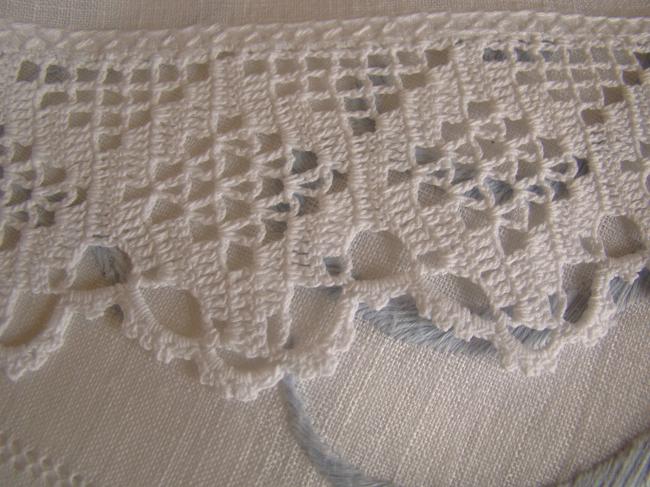 Charming hand made oblong doily with crochet lace