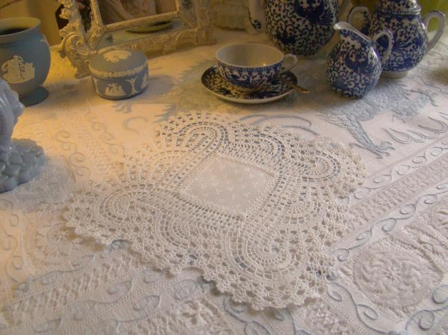 Very sweet hand made doily with lovely irish lace