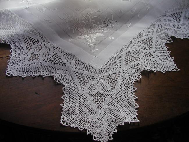 Magnificient tablecloth with stunning silk white embroidery and crochet lace