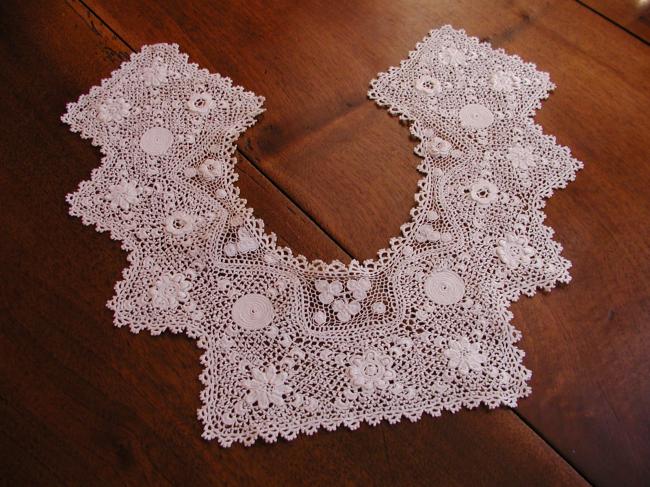 Stunning fine collar inhand made  irish guipure lace 1900