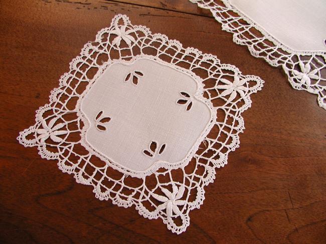 Lovely duchess set of doily with Cluny lace and openwork