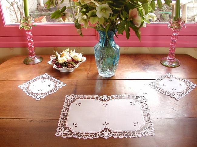 Lovely duchess set of doily with Cluny lace and openwork