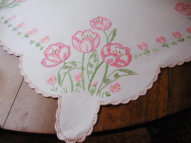 Such a beautiful tableclot with hand-embroidered pink tulips